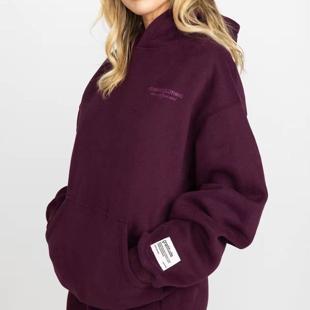 COMFRT You Matter Cotton Burgundy Hoodie Sweatshirt w Pocket Top